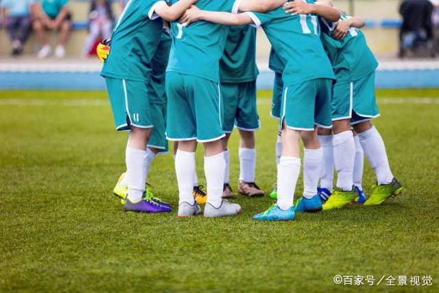 皇马更衣室对周六战瓦伦安排表示不满